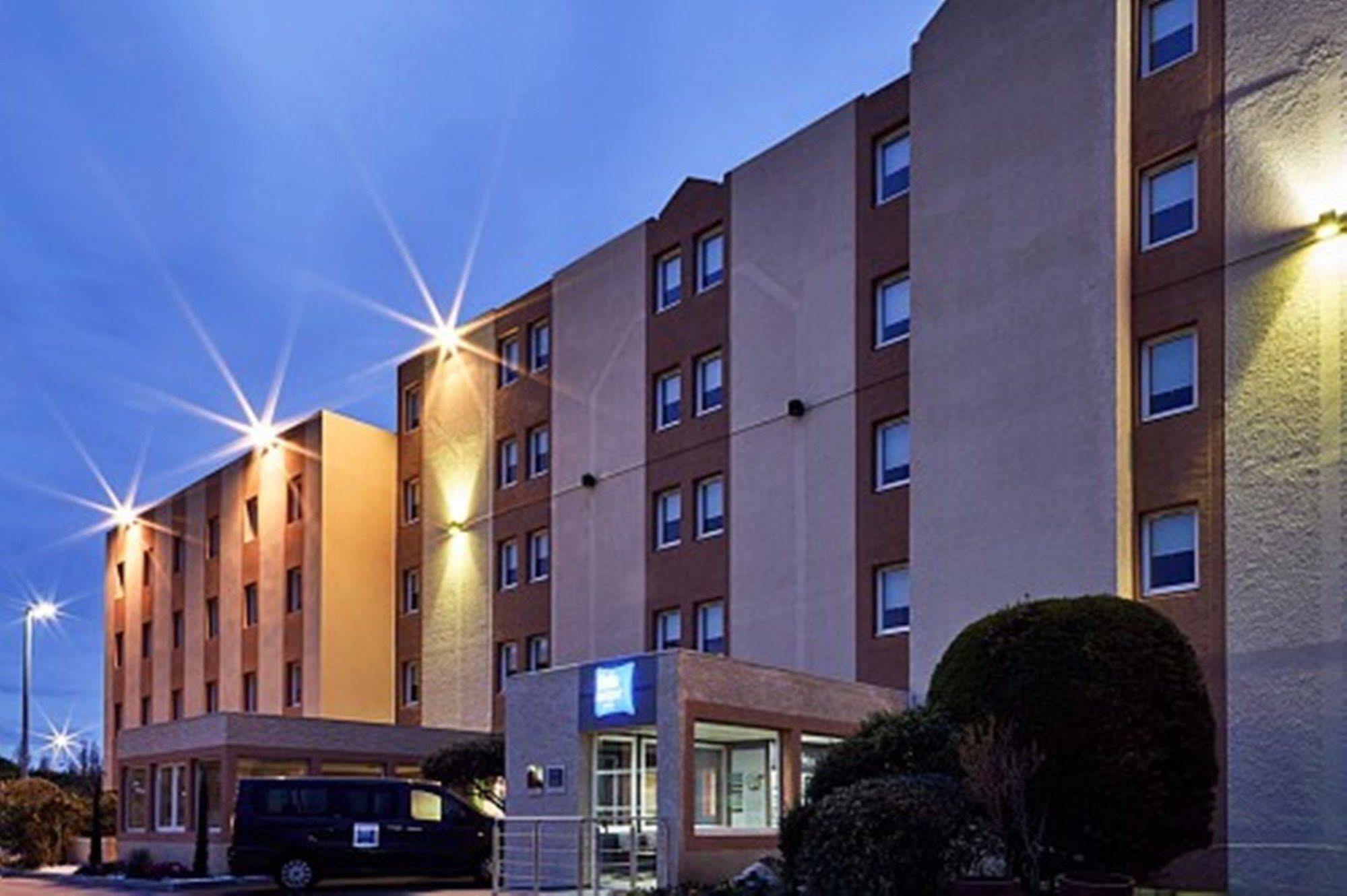 Hotel Ibis Budget Marseille Aeroport Provence Marignane Exteriér fotografie